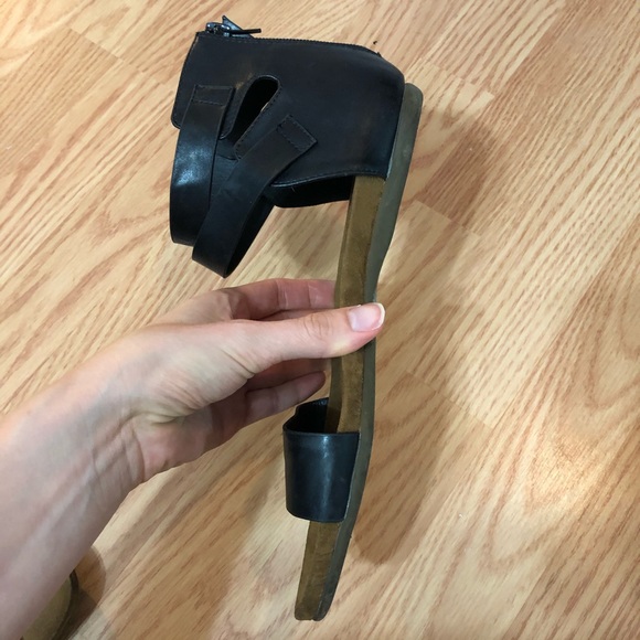 Steve Madden Black Sandals - Picture 10 of 12